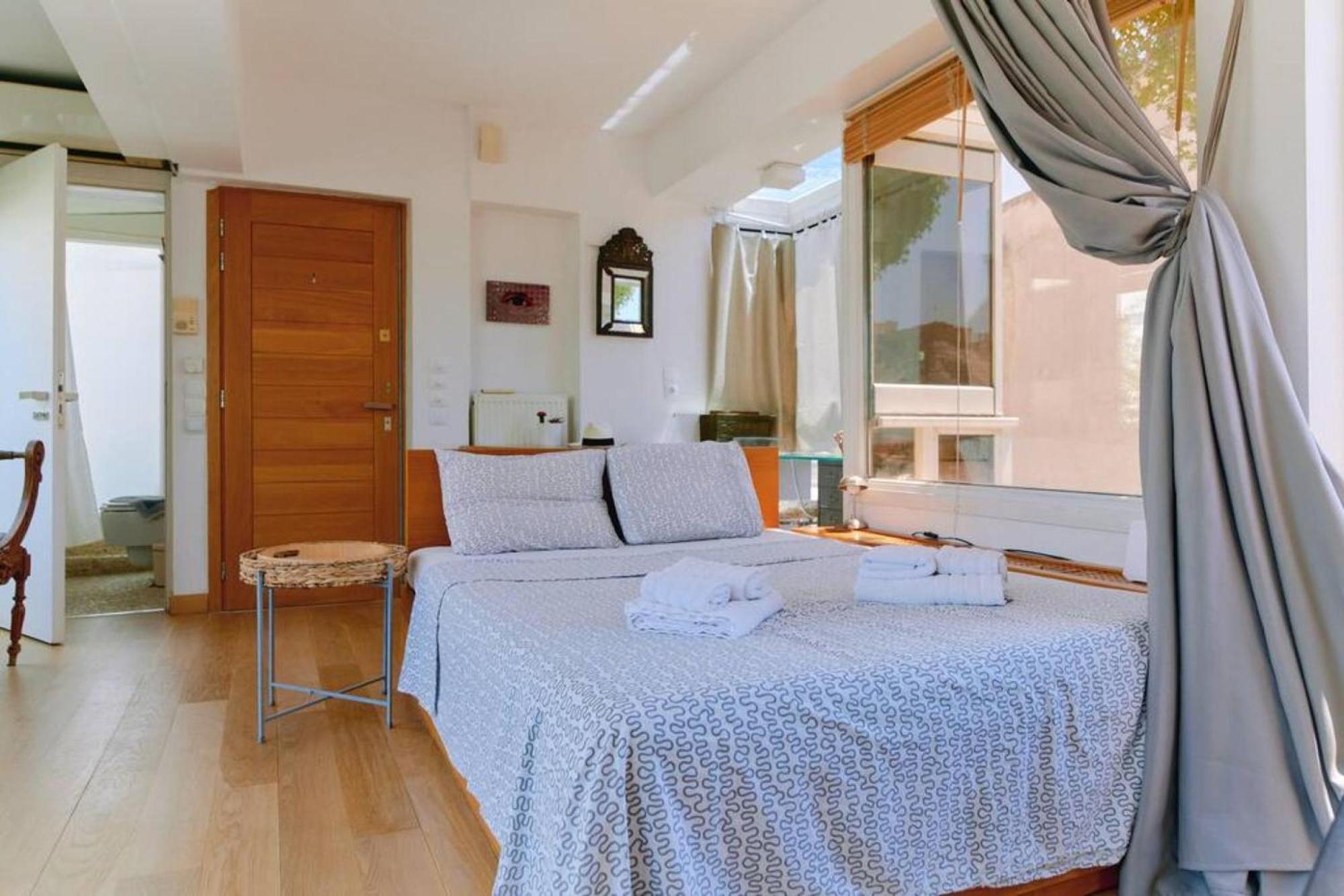 360 View In Roof Top Appartment With Patio Atina Dış mekan fotoğraf