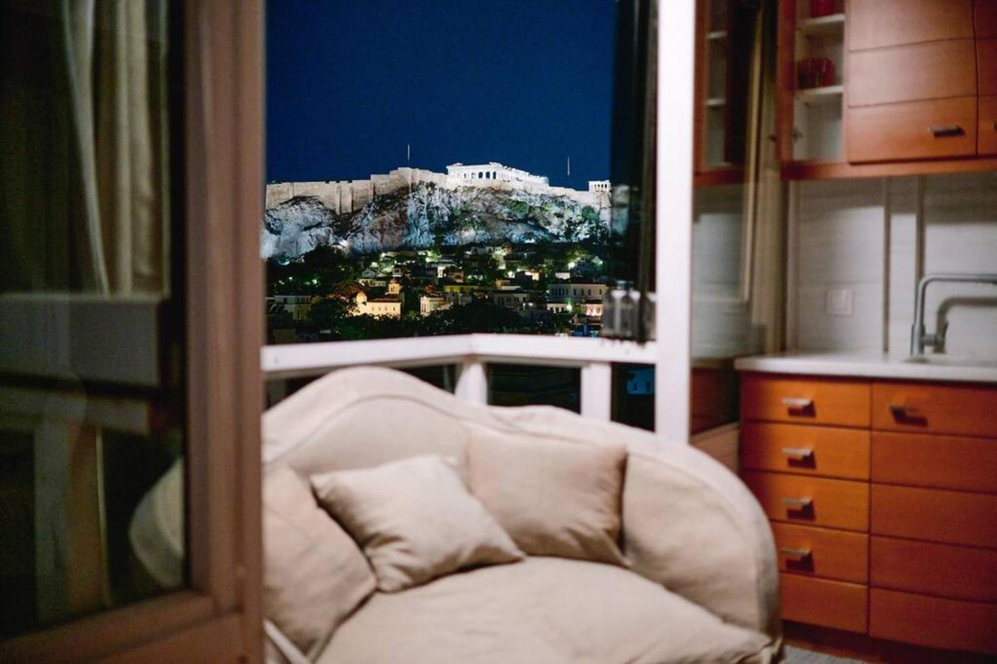 360 View In Roof Top Appartment With Patio Atina Dış mekan fotoğraf