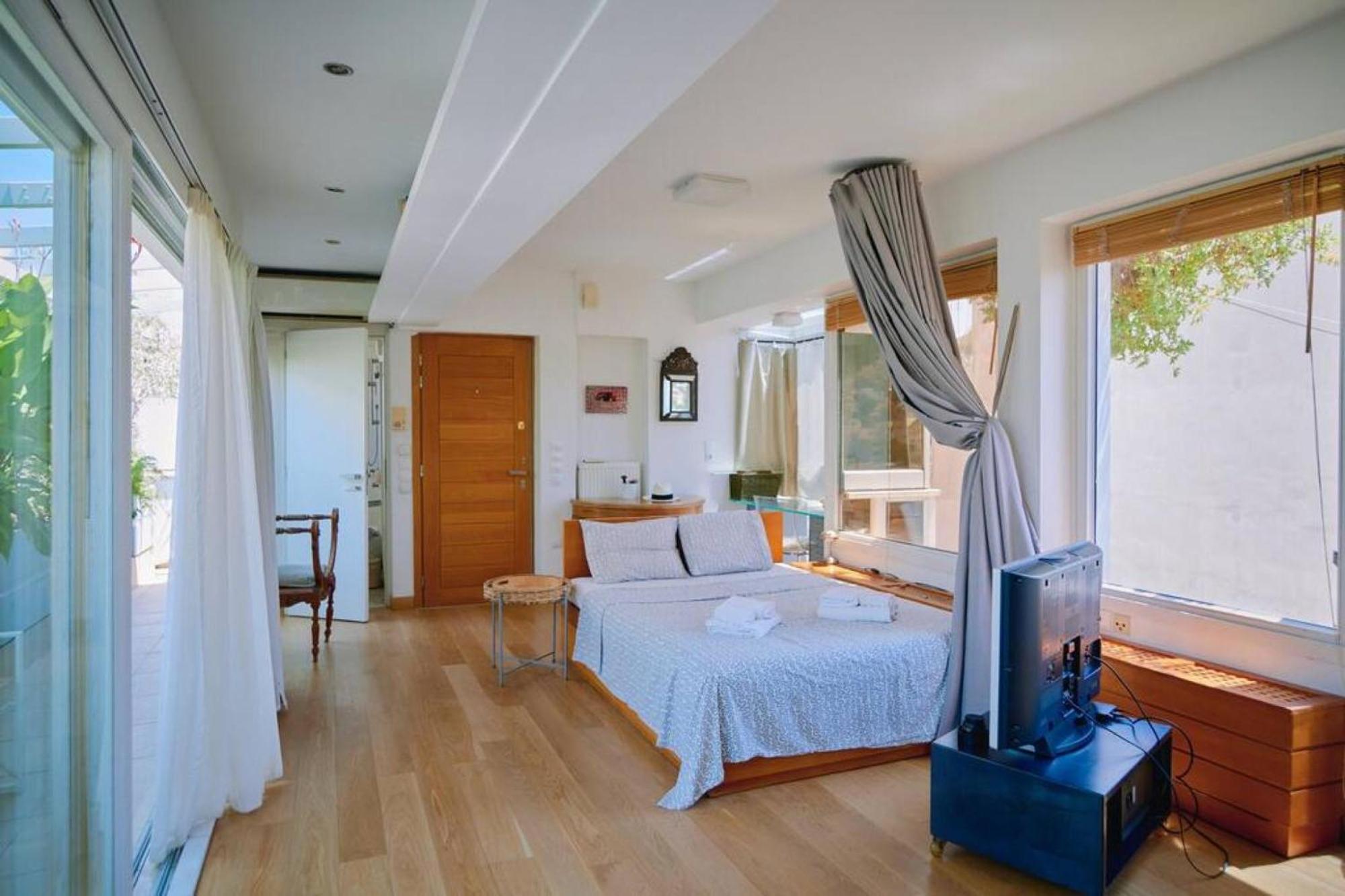 360 View In Roof Top Appartment With Patio Atina Dış mekan fotoğraf